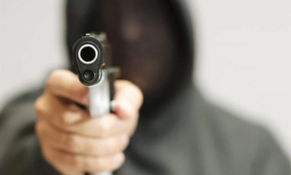 Νύχτα τρόμου για 43χρονο στην Κάτω Αχαΐα-Άγνωστοι άνοιξαν πυρ έξω από το σπίτι του